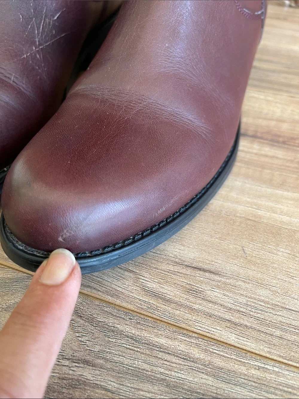 Pre-owned Steve Madden Over-the-Knee Leather Boots in Burgundy size 9.5M